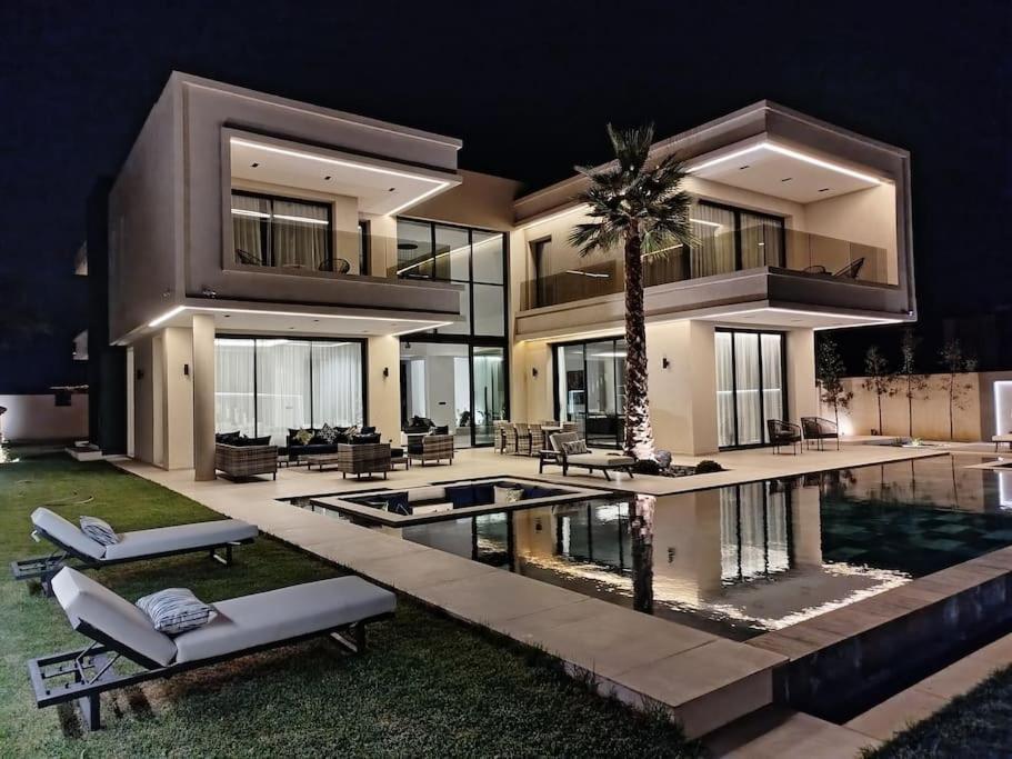 Moderne Au Sein Du Golf Amelkis Villa Marrakesh