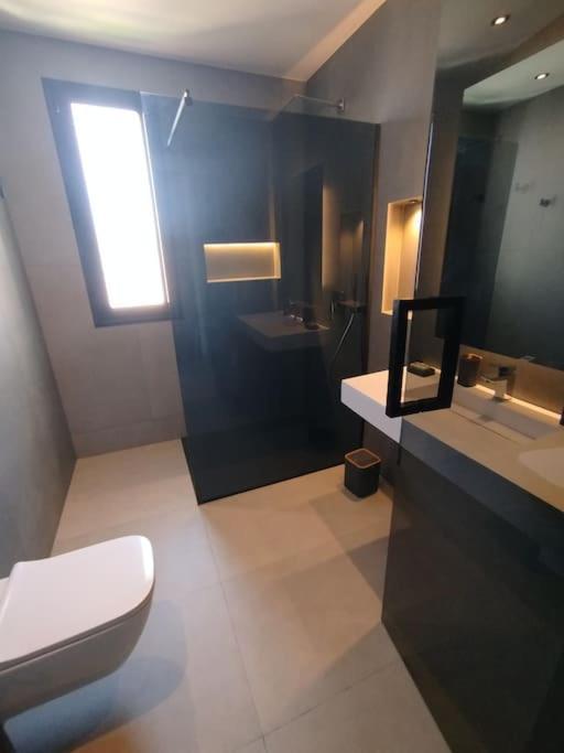 Moderne Au Sein Du Golf Amelkis Villa