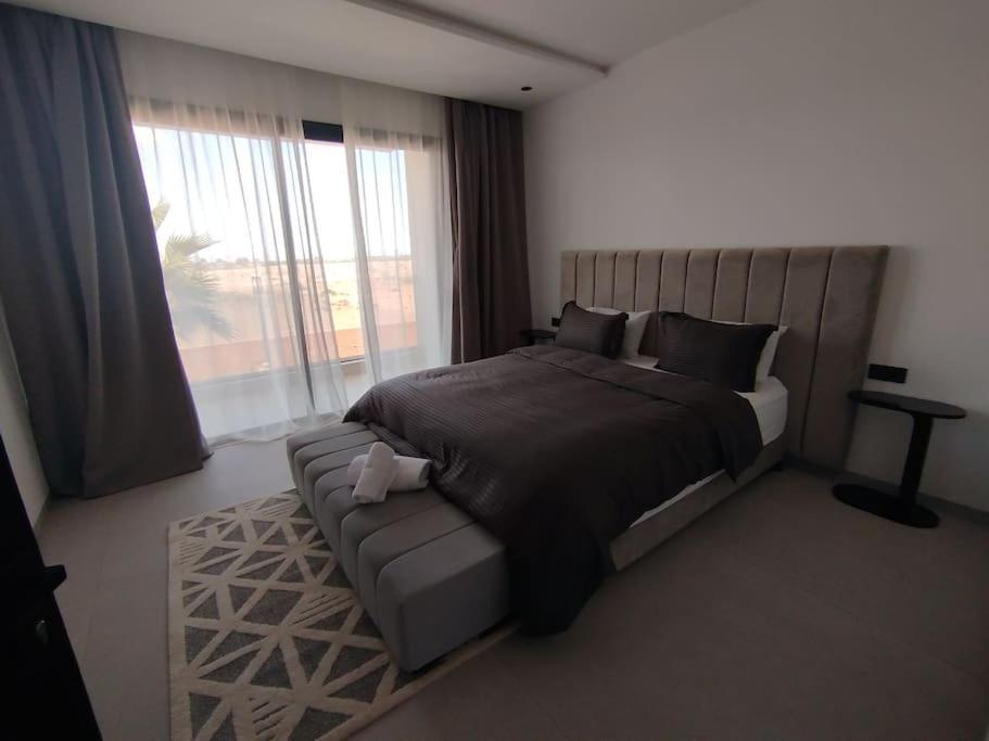 Moderne Au Sein Du Golf Amelkis Villa Marrakesh
